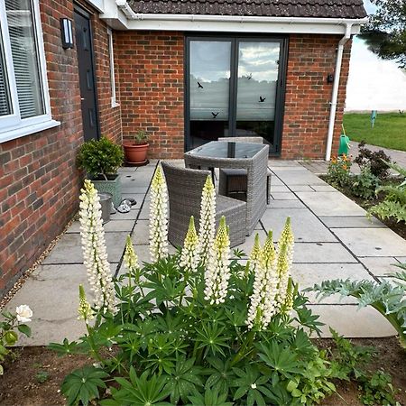 The West Wing Villa Devizes Exterior photo