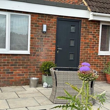 The West Wing Villa Devizes Exterior photo